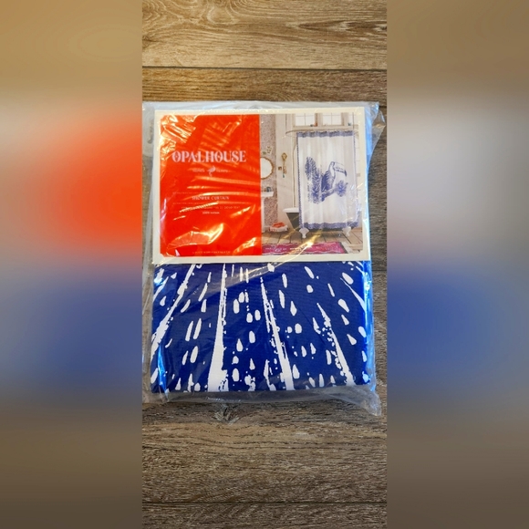 Brand New Opalhouse Shower Curtain - Picture 1 of 3